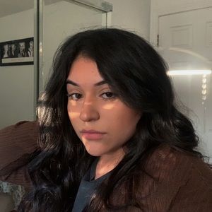 Meet your Posher, Andrea